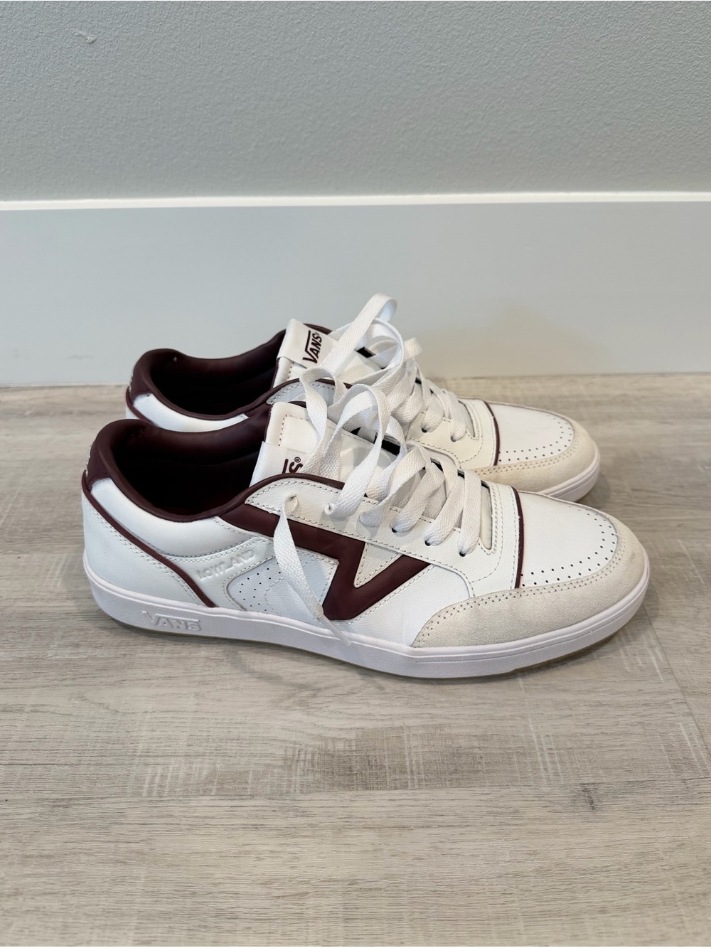 Men’s Vans lowland comfycush marshmallow mauve wine sneakers size 10